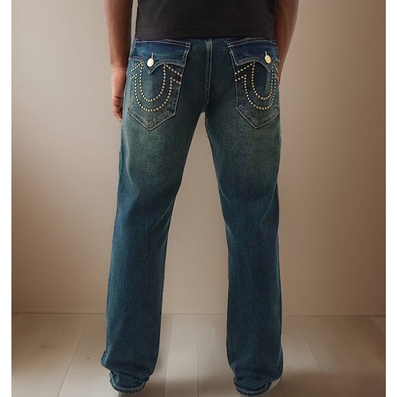 NWT TRUE RELIGION $159 Men's 36 GENO Flap Stud Relaxed Slim Jeans - Picture 2 of 11